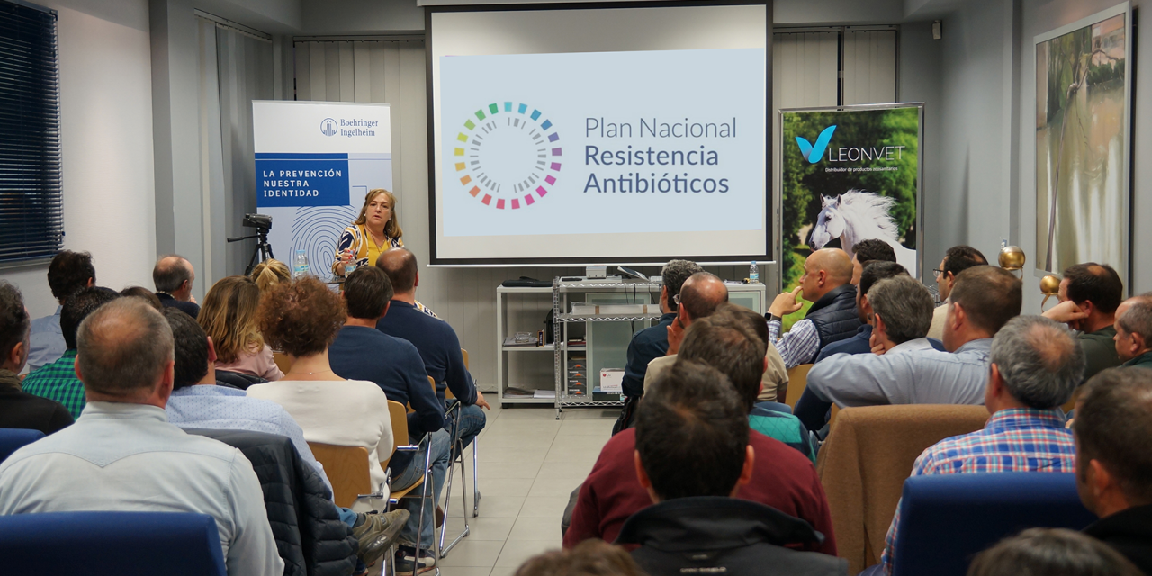 Cristina Muñoz presenta en Leonvet, de la mano de Boehringer Ingelheim, las claves del Plan Nacional frente a la Resistencia a los Antibióticos